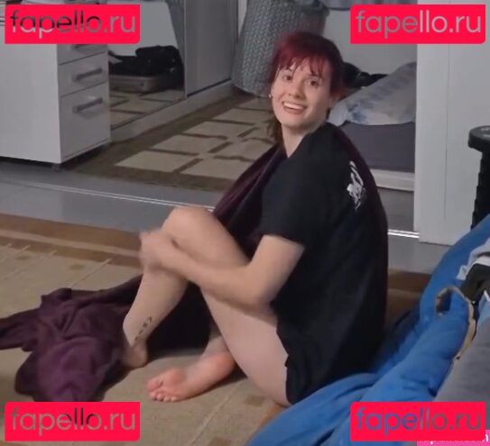 Julia K Barni Nude Onlyfans Photo 13