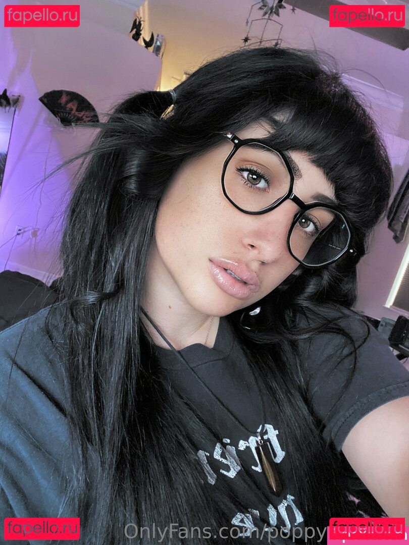 impoppy Nude Onlyfans Photo 6