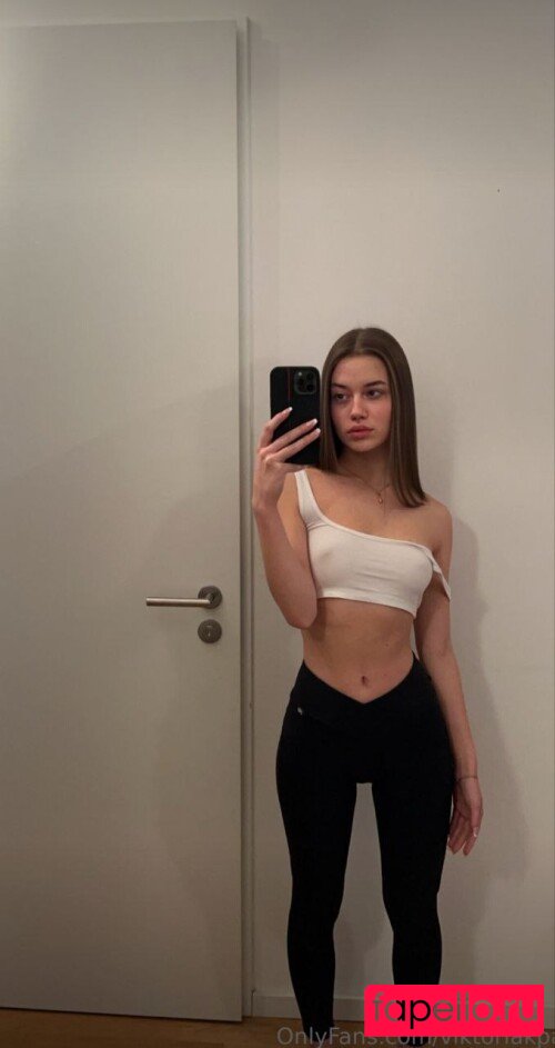 viktoria_kpa Nude Onlyfans Photo 39