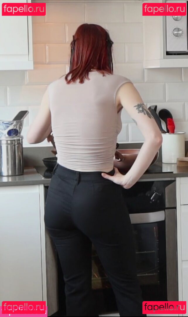 Soupforeloise Nude Onlyfans Photo 36