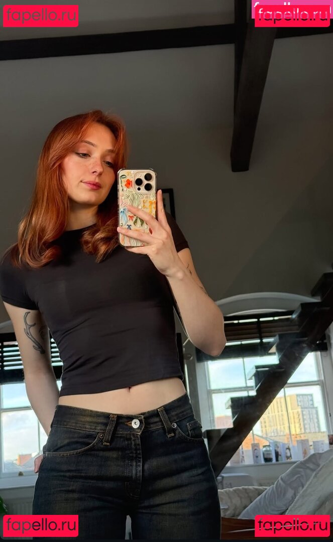 Soupforeloise Nude Onlyfans Photo 29