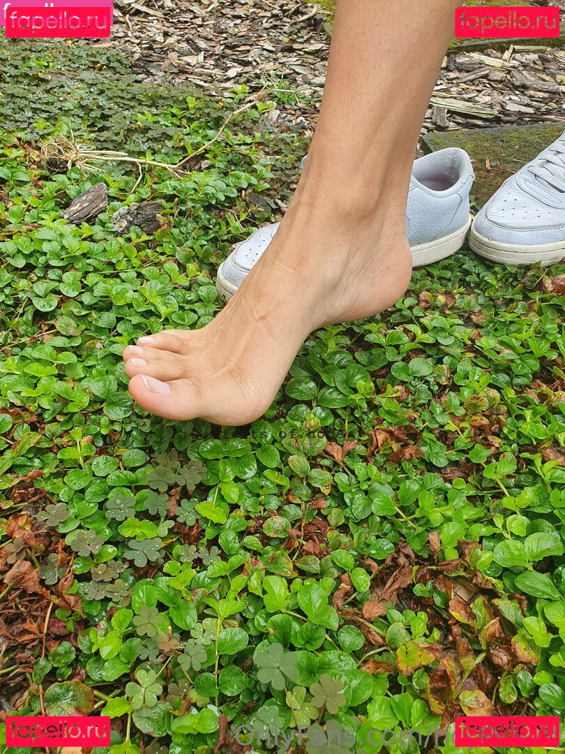 hope.feet Nude Onlyfans Photo 46
