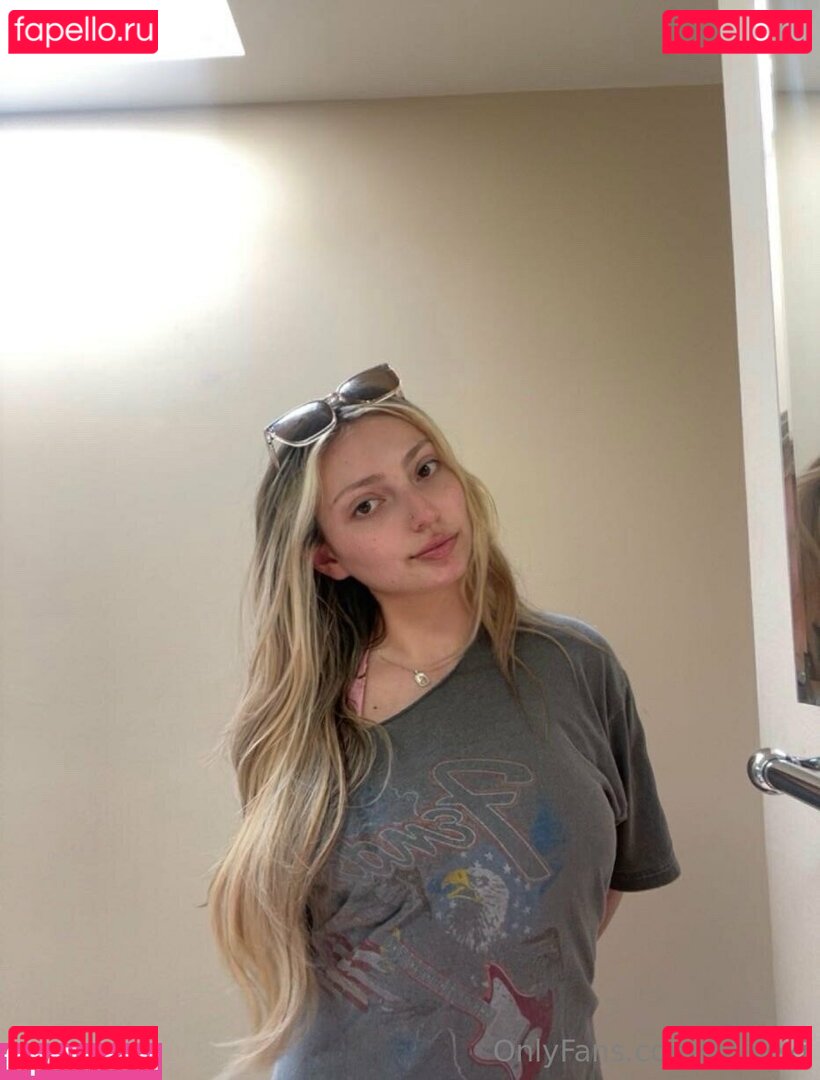 Lina Lexi Nude Onlyfans Photo 9