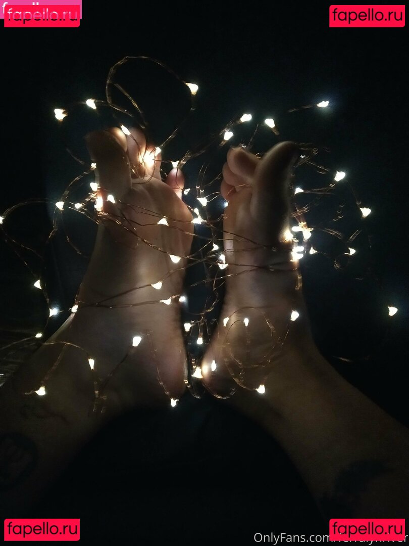 ferralynriver / kimonocamkats Onlyfans Photo Gallery 