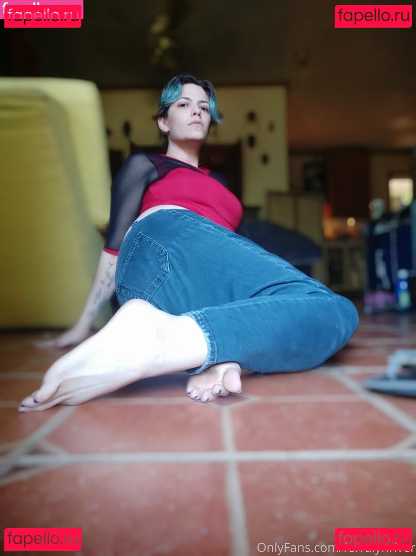 ferralynriver / kimonocamkats Onlyfans Photo Gallery 