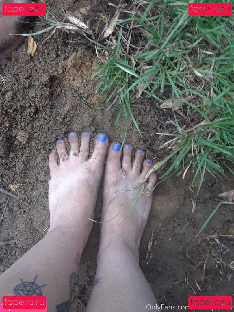 ferralynriver / kimonocamkats Onlyfans Photo Gallery 