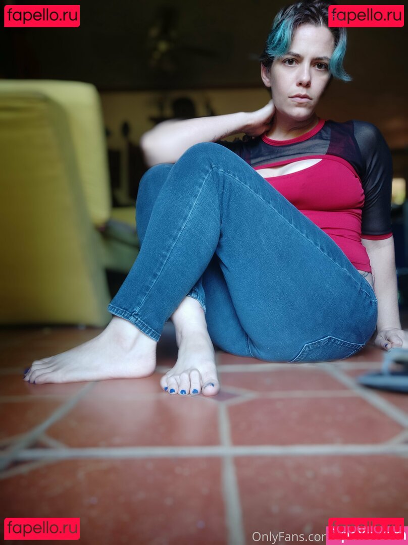 ferralynriver / kimonocamkats Onlyfans Photo Gallery 