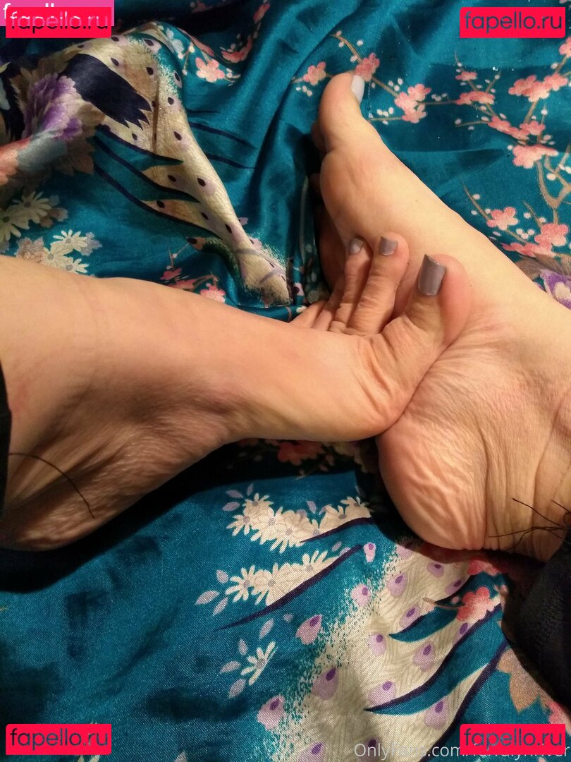 ferralynriver / kimonocamkats Onlyfans Photo Gallery 