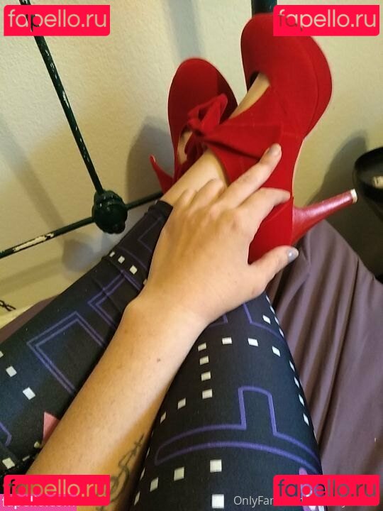 ferralynriver / kimonocamkats Onlyfans Photo Gallery 