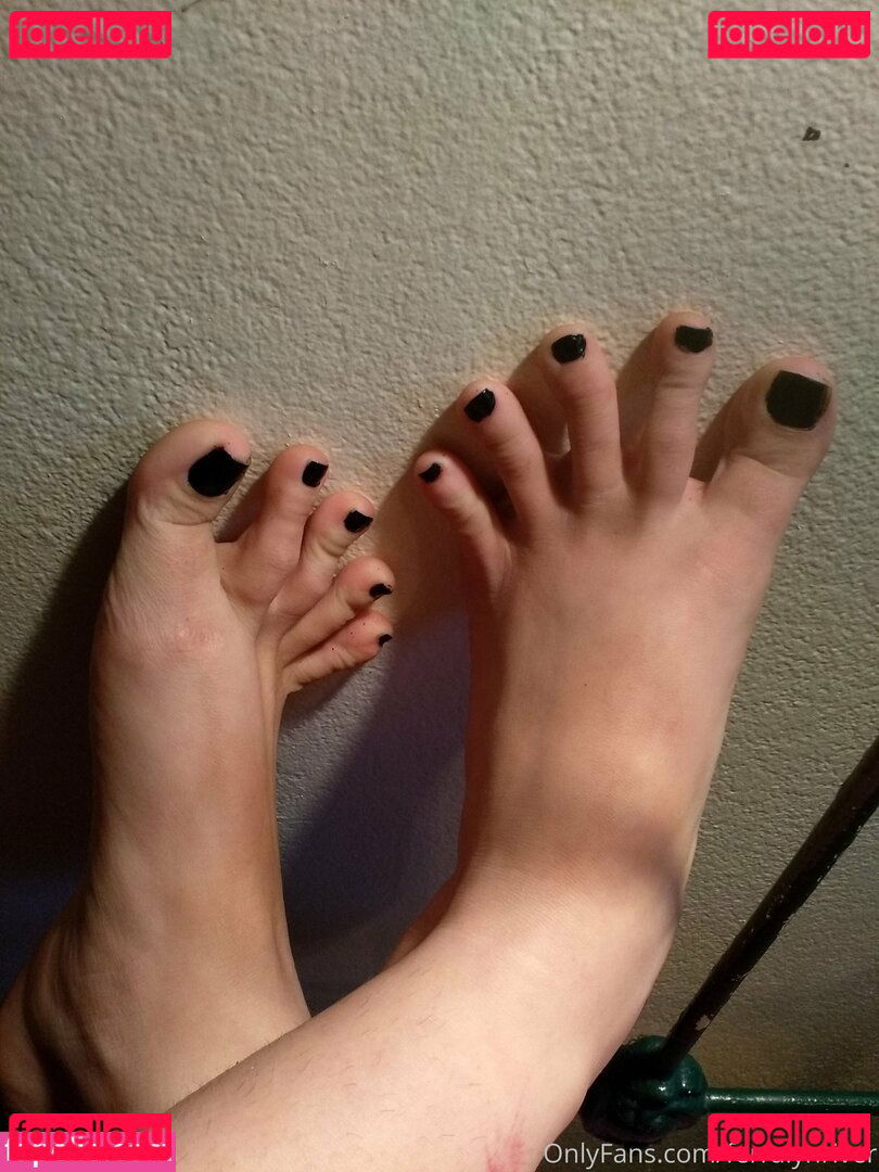 ferralynriver / kimonocamkats Onlyfans Photo Gallery 