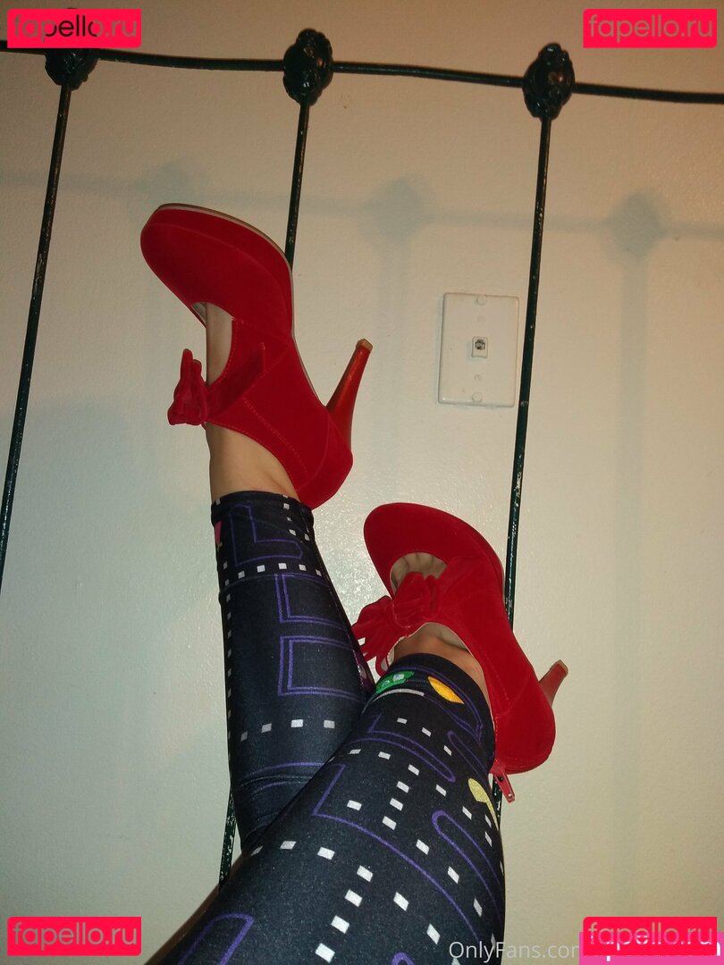 ferralynriver / kimonocamkats Onlyfans Photo Gallery 