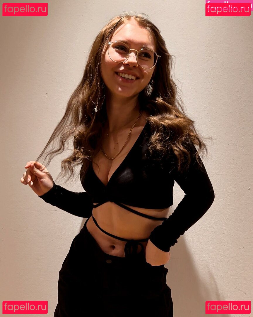 Anna Kauer / anna_kauer / anna_kauer04 Onlyfans Photo Gallery 