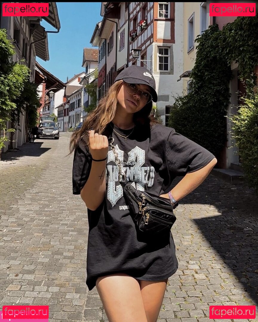 Anna Kauer / anna_kauer / anna_kauer04 Onlyfans Photo Gallery 