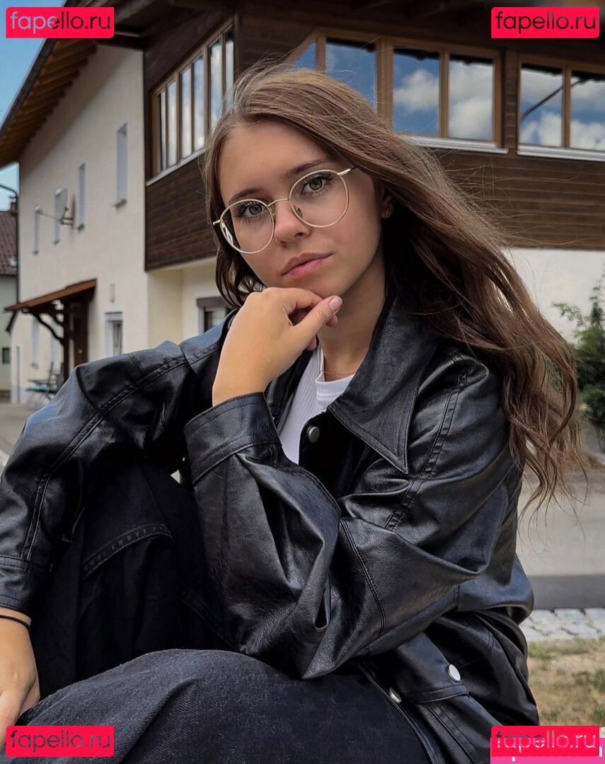 Anna Kauer / anna_kauer / anna_kauer04 Onlyfans Photo Gallery 