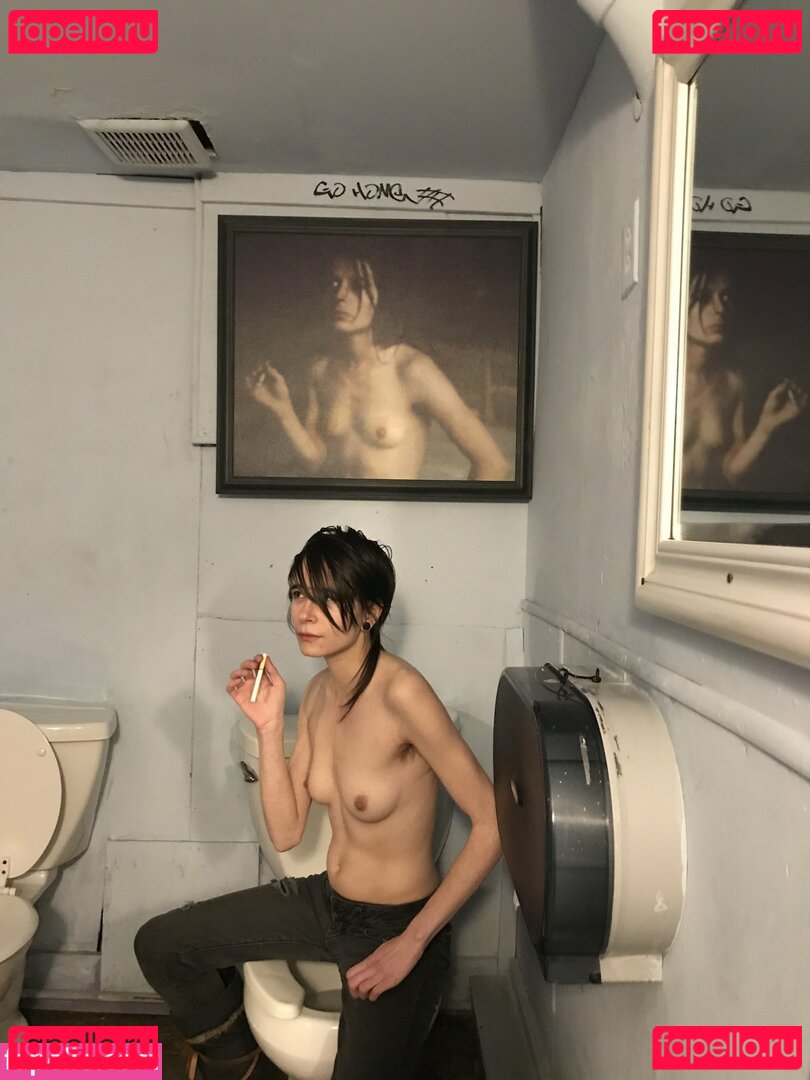 ninabear93 / ninaxxxxnn Onlyfans Photo Gallery 