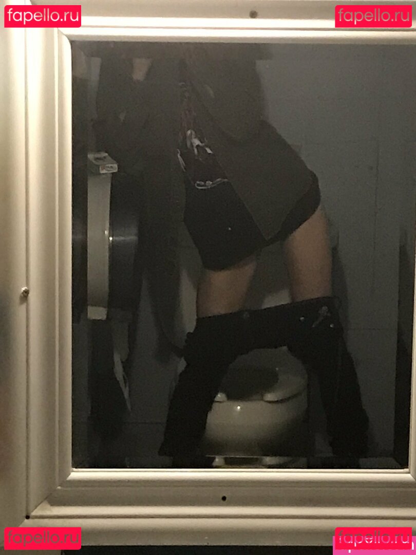 ninabear93 / ninaxxxxnn Onlyfans Photo Gallery 