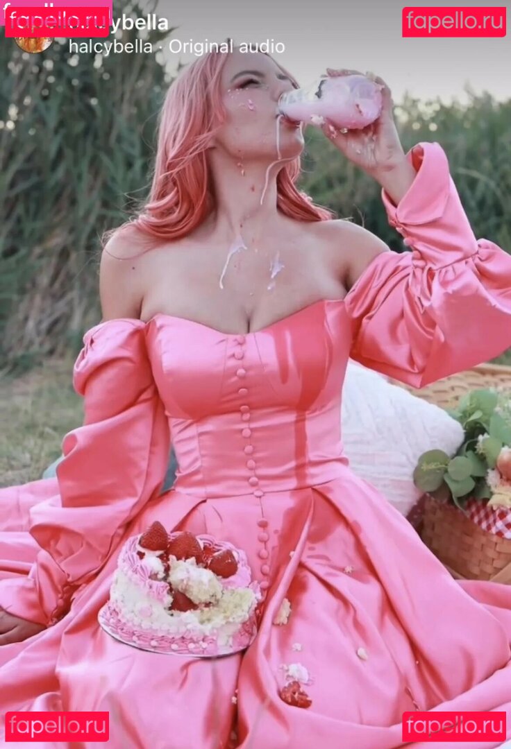 HalcyBella Onlyfans Photo Gallery 