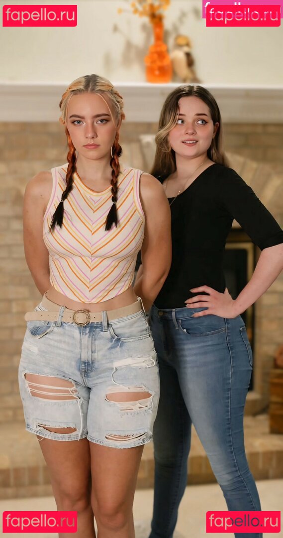 HalcyBella Onlyfans Photo Gallery 