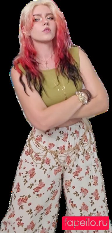 HalcyBella Nude Onlyfans Photo 5