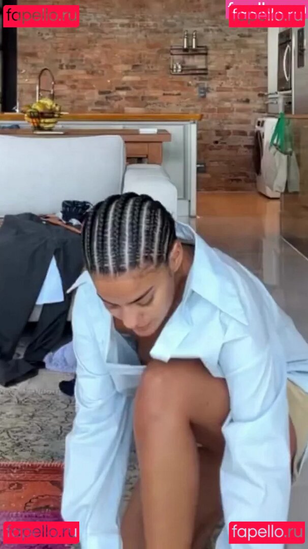 Bella Campos Nude Onlyfans Photo 24