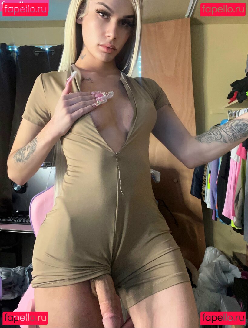 TheBratWayy Nude Onlyfans Photo 19