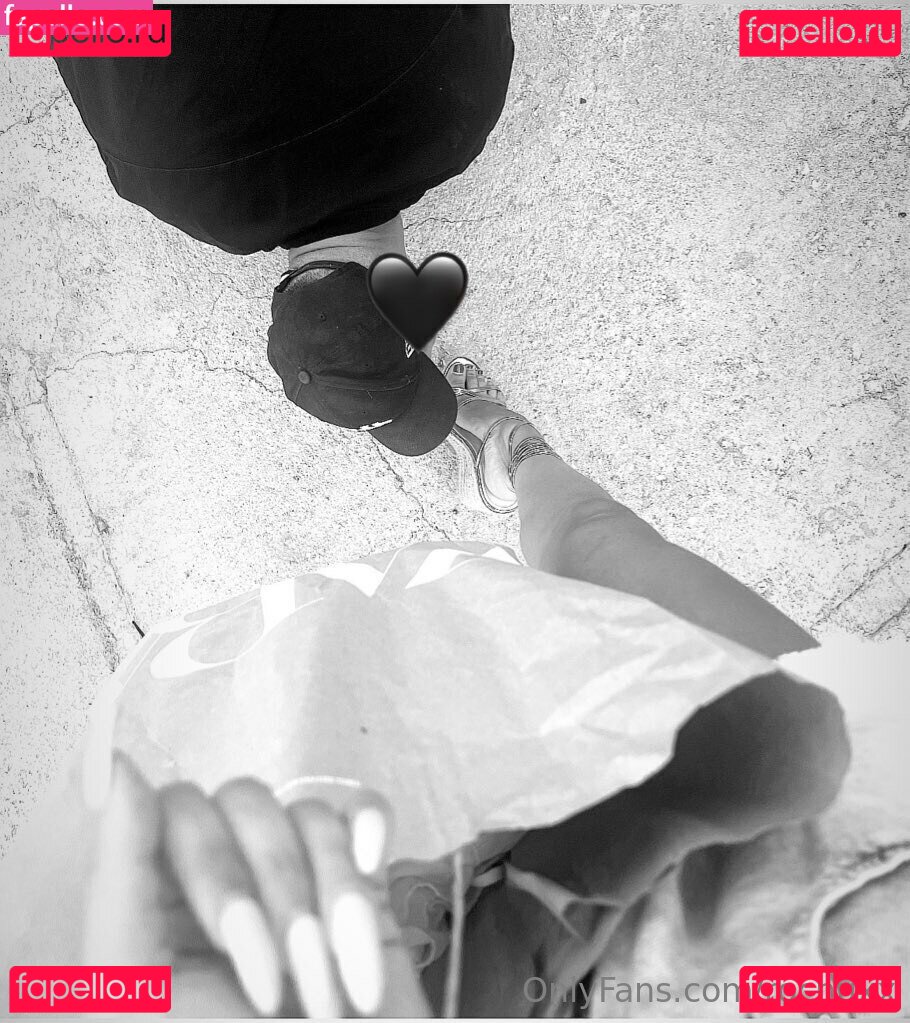 rochuxx Onlyfans Photo Gallery 