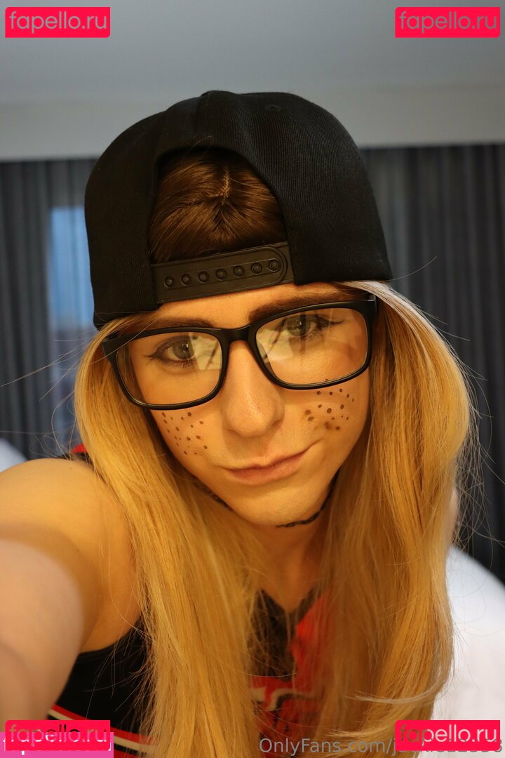 Jackie12358 / ofjackie12358 Onlyfans Photo Gallery 