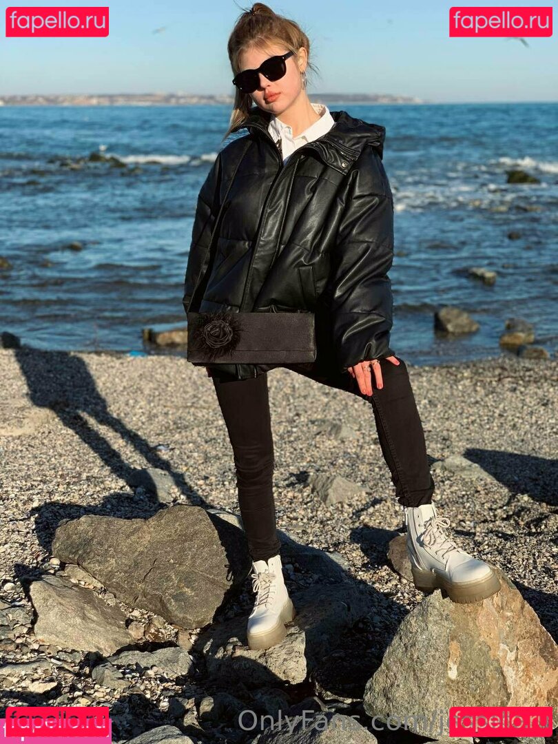 jessica_j / jessicaj Onlyfans Photo Gallery 