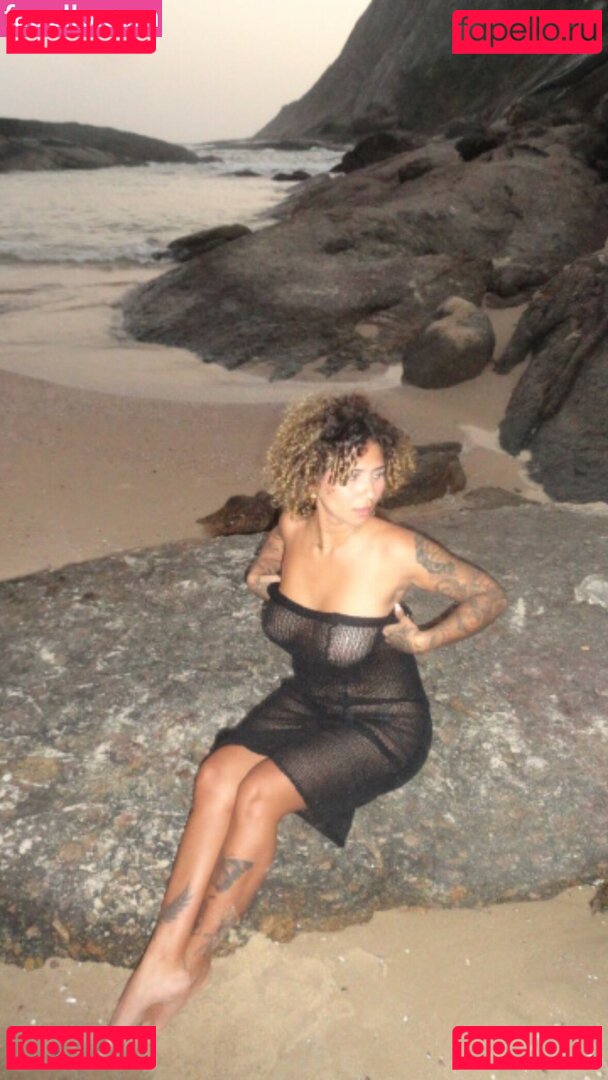 Julia Bhering Nude Onlyfans Photo 18
