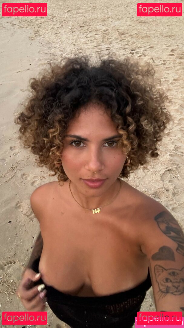 Julia Bhering Nude Onlyfans Photo 17