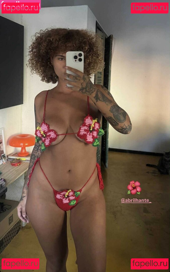 Julia Bhering Nude Onlyfans Photo 7