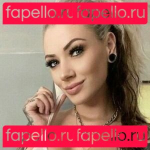 Alli Sin Nude Onlyfans Photo 3