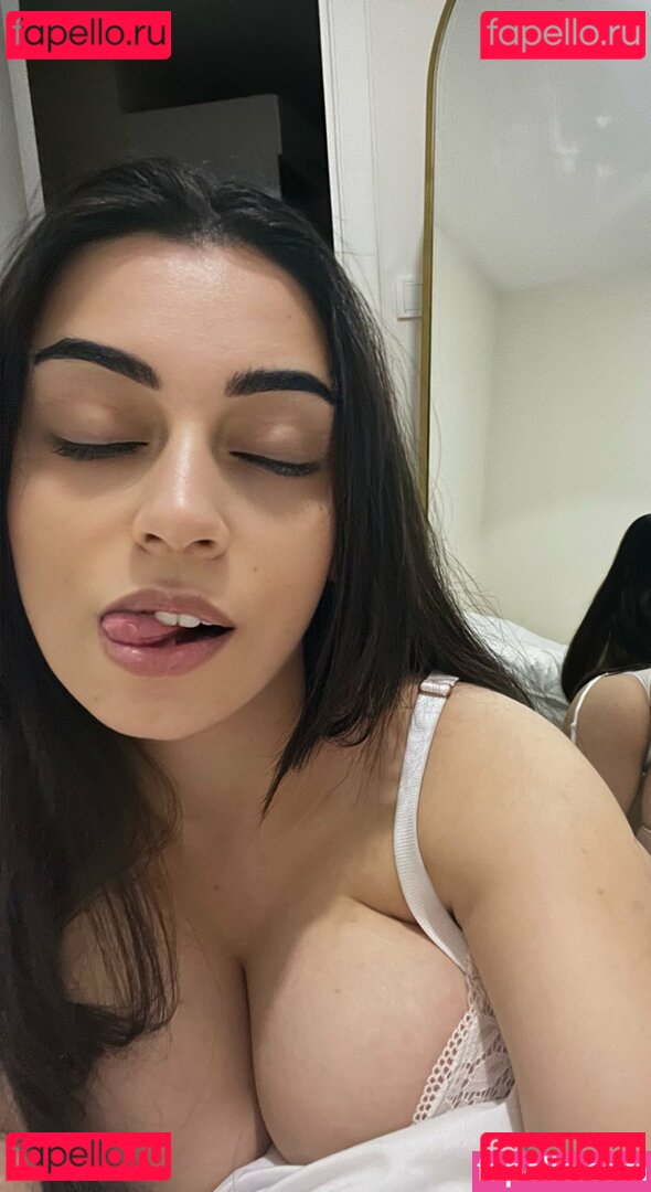 Merve Damla Nude Onlyfans Photo 36