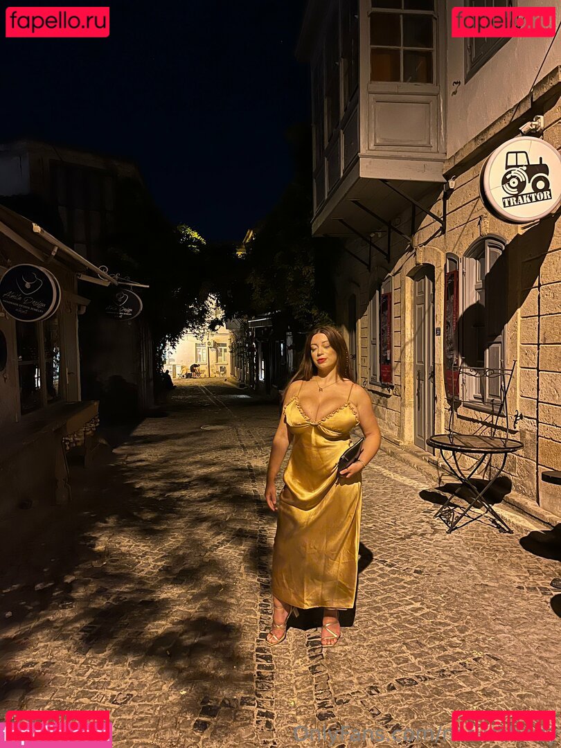 Merve Damla Nude Onlyfans Photo 13