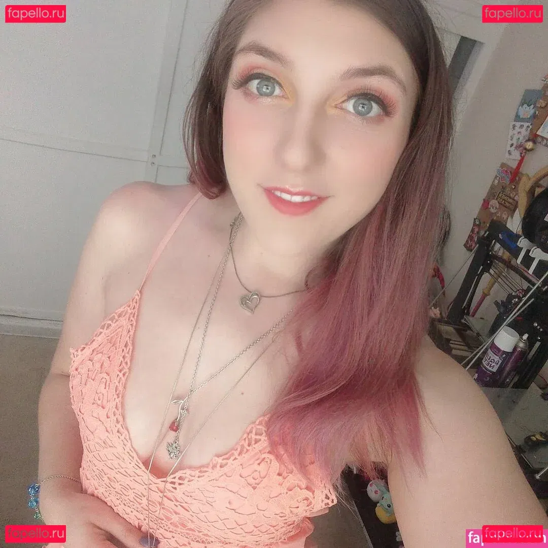 Mel Capperino-Garcia Onlyfans Photo Gallery 