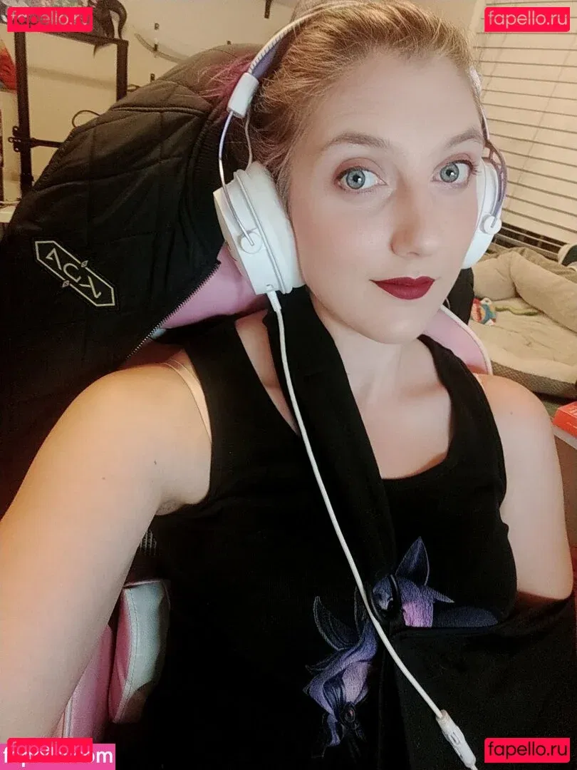 Mel Capperino-Garcia Onlyfans Photo Gallery 