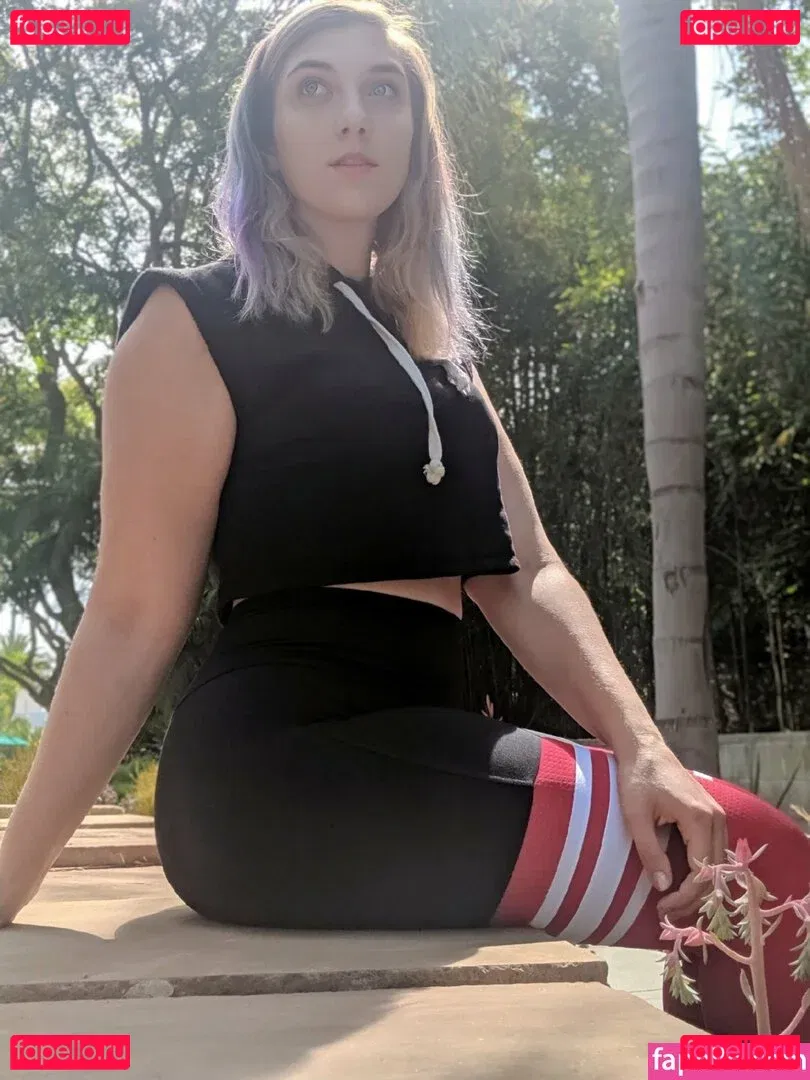 Mel Capperino-Garcia Onlyfans Photo Gallery 