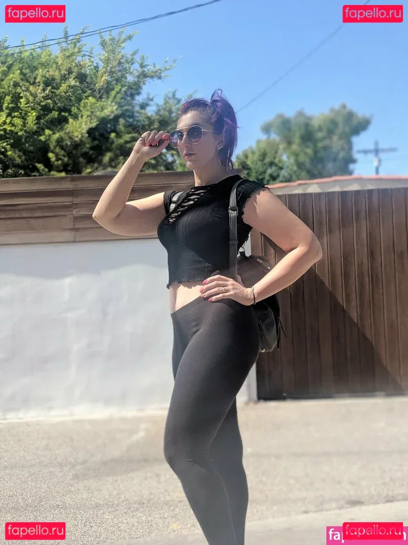 Mel Capperino-Garcia Onlyfans Photo Gallery 