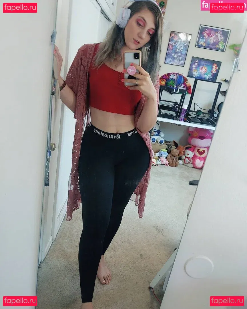 Mel Capperino-Garcia Onlyfans Photo Gallery 