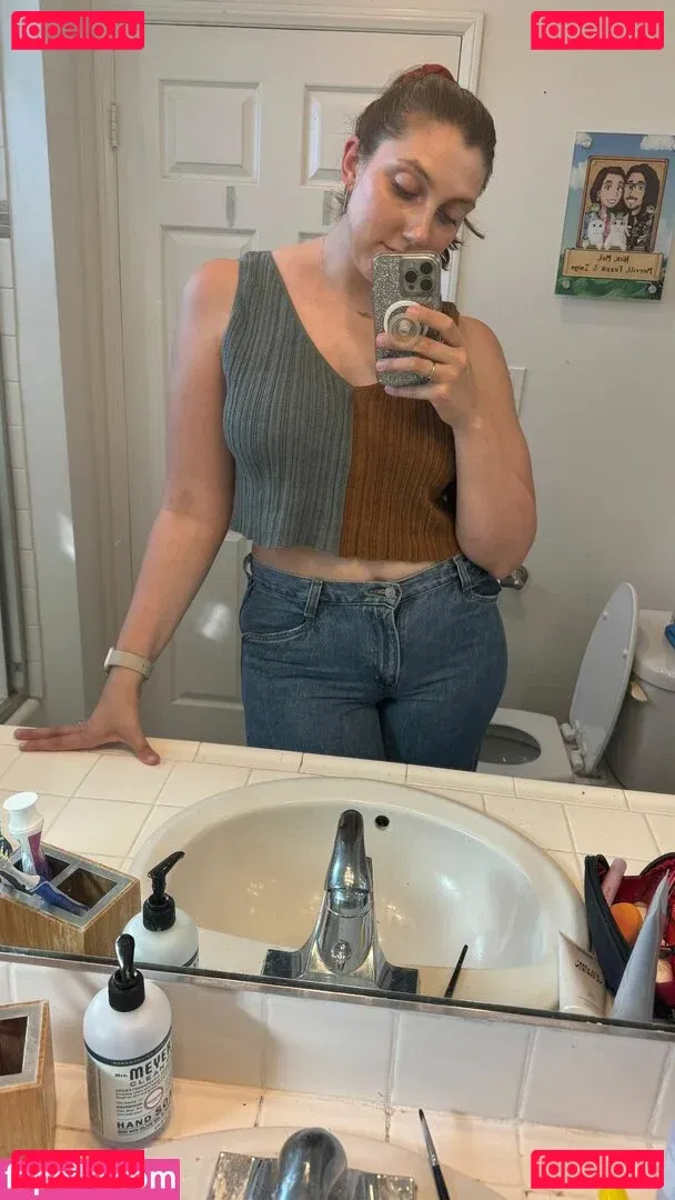 Mel Capperino-Garcia Onlyfans Photo Gallery 