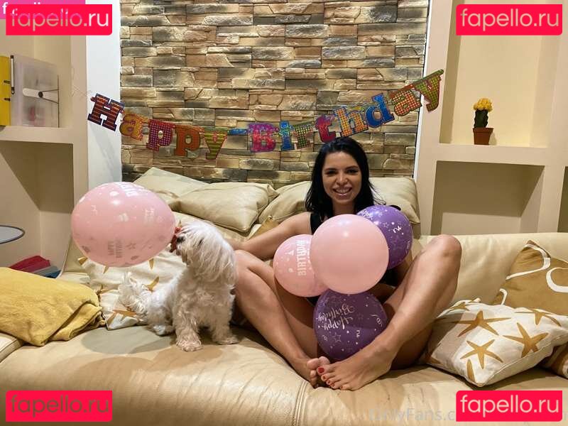 Kira Queen / https: / kiraqueen / queenkiraxo Onlyfans Photo Gallery 