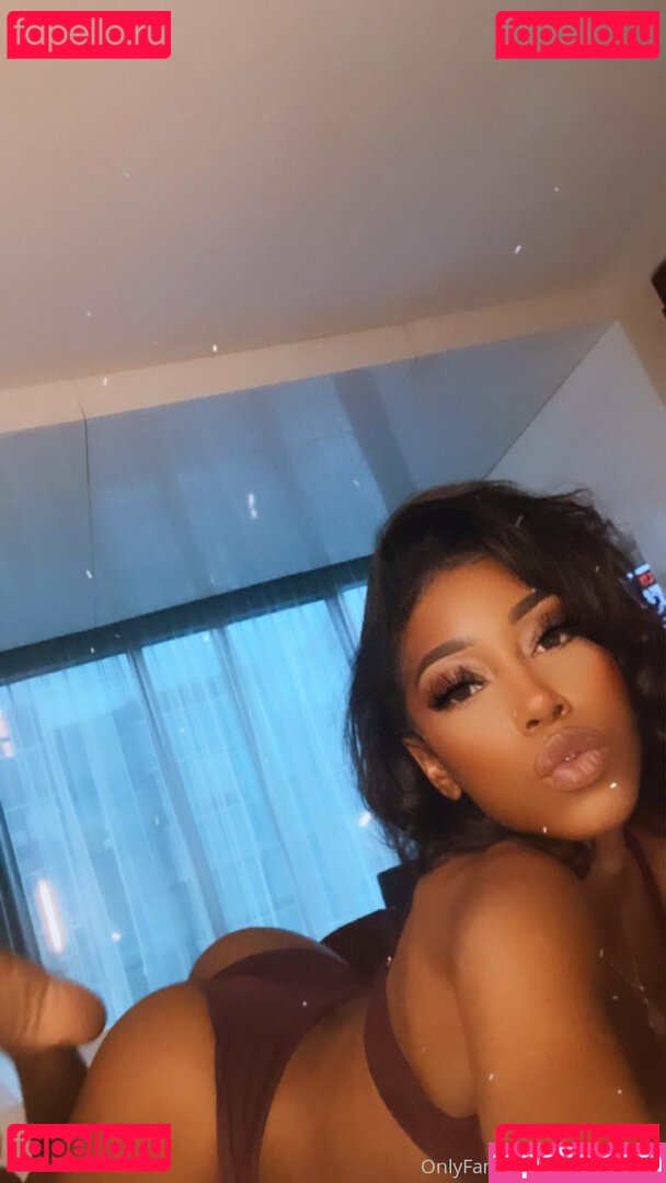 aliyahbby / aliyahdenae / aliyahlust Onlyfans Photo Gallery 