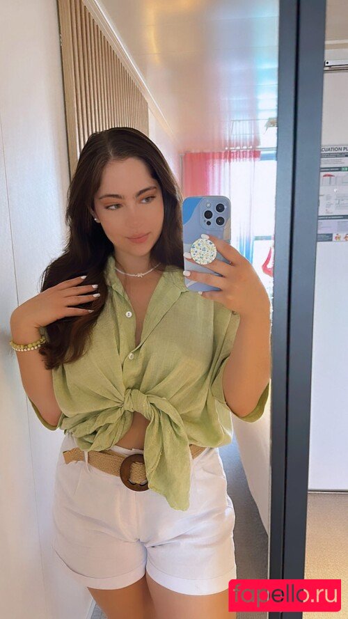 Hilenna Nude Onlyfans Photo 18