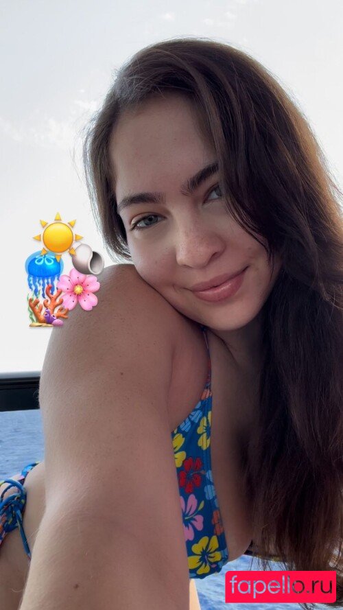 Hilenna Nude Onlyfans Photo 16