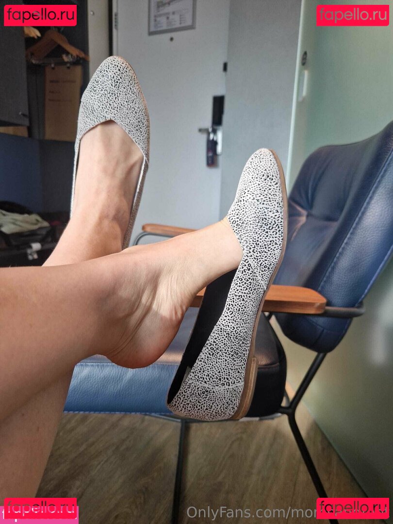 momsandfeet Nude Onlyfans Photo 17