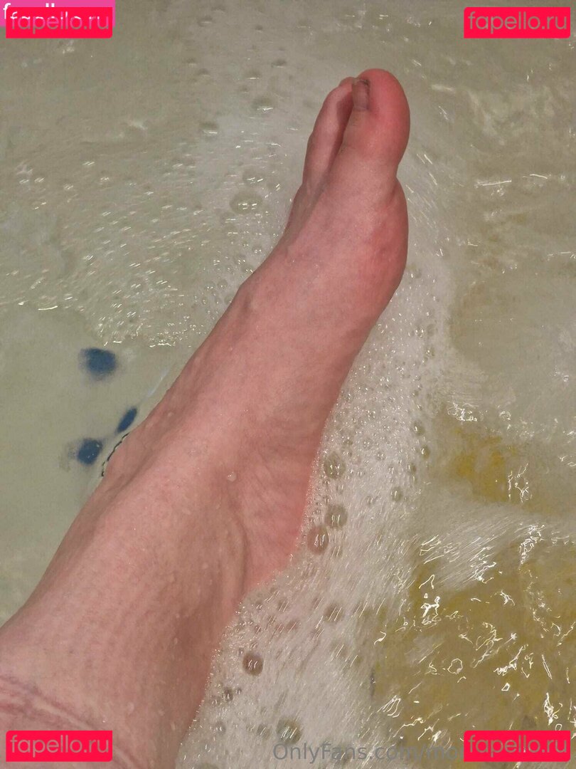 momsandfeet Nude Onlyfans Photo 4