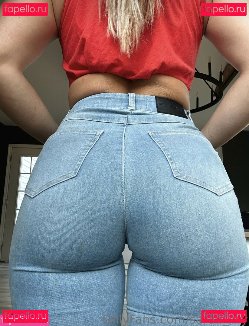 Sarah Hryniewicz / sarah_hry / sarah_hryniewicz / sarahhryniewicz Onlyfans Photo Gallery 