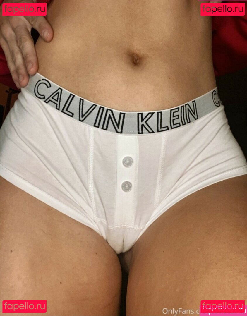 Sarah Hryniewicz / sarah_hry / sarah_hryniewicz / sarahhryniewicz Onlyfans Photo Gallery 