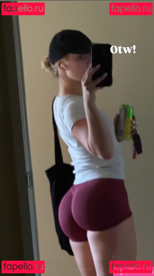 Chelsea Pearce / chelseampearce / whitegirlfiles Onlyfans Photo Gallery 