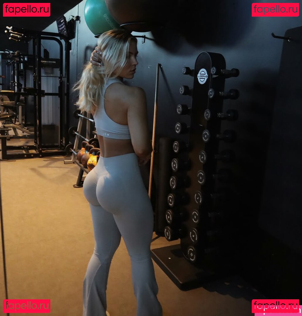 Chelsea Pearce / chelseampearce / whitegirlfiles Onlyfans Photo Gallery 